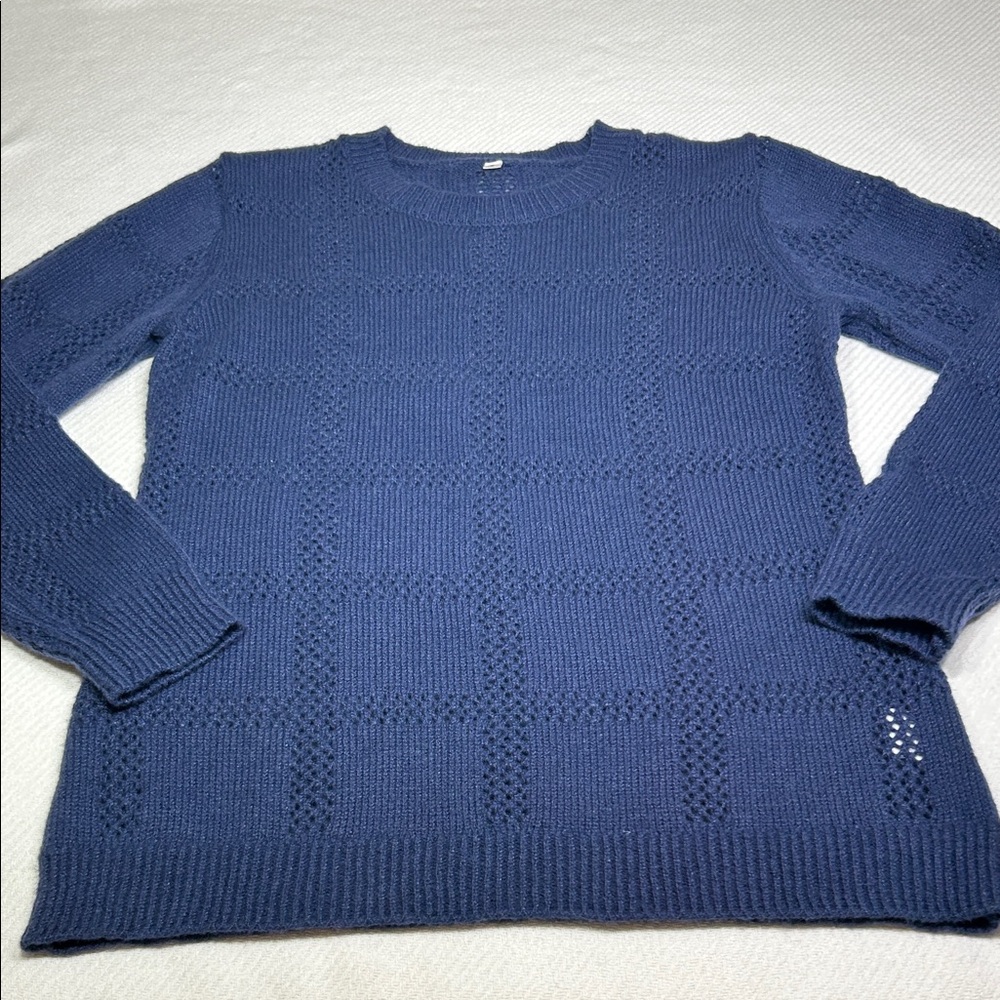 Navy Textured Knit Sweater 💙